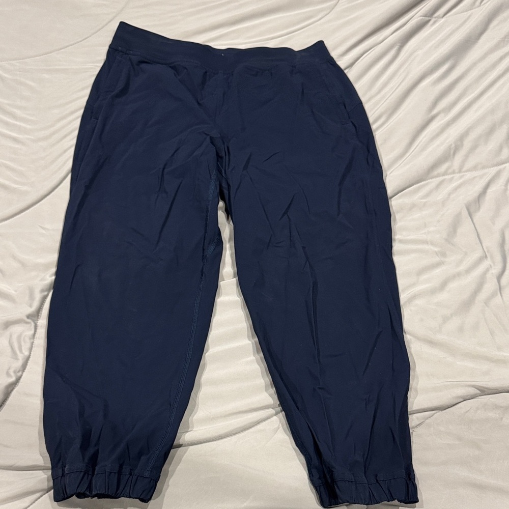 Lululemon Women’s Navy Elastic Waist Jogger Pants